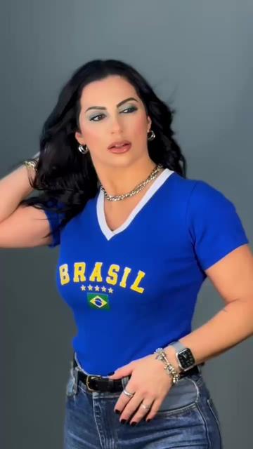 @Juliana Tanous