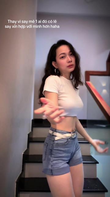 @Nga ơii - U50 còn mải ham chơi
