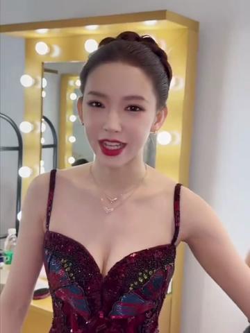 @น.ส.ซี่รี่ย์จีน
