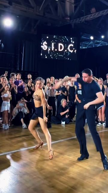 @ZYMdancestyle