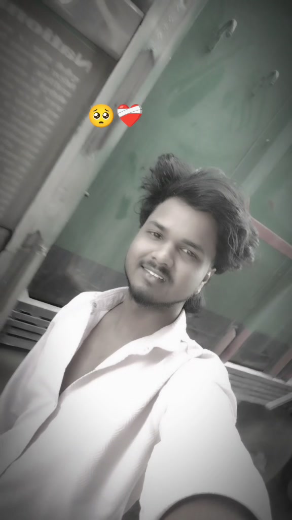 @ROYAL -चमार जी 👑