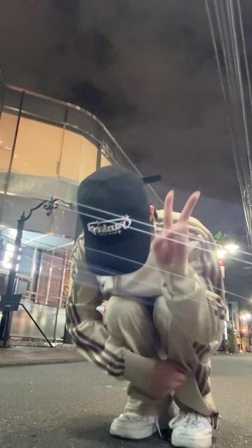 @たく