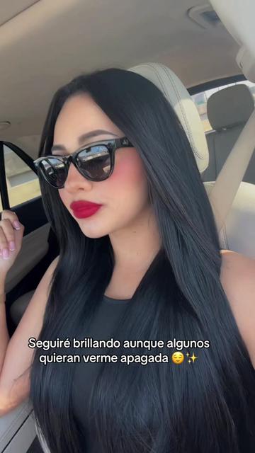 @Kennia Mondragon 👑🇭🇳🐉