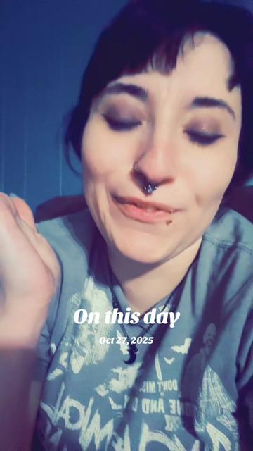@Aylawithak 🖤