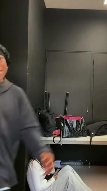 @Twitch - Peacze4