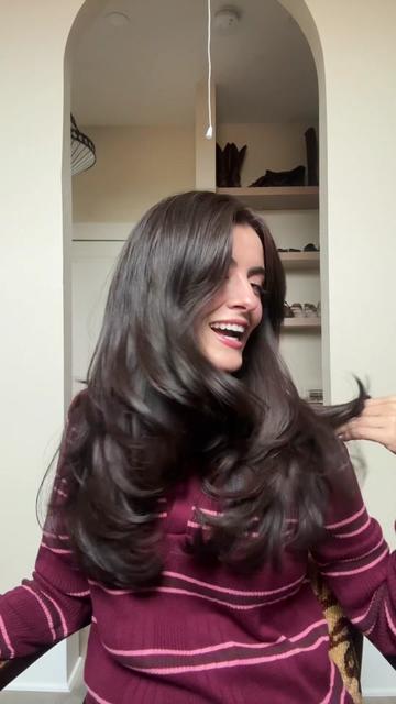 @juliezeneth