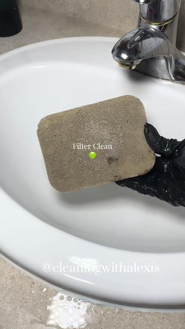 @AlexisCleanASMR