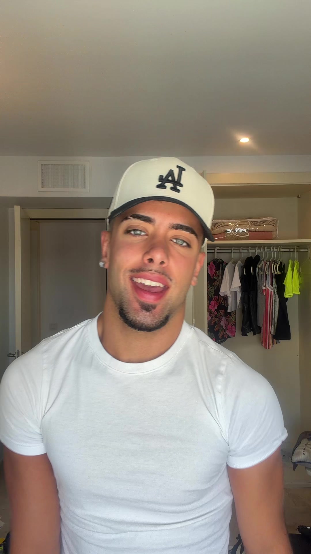 @Alex Méndez