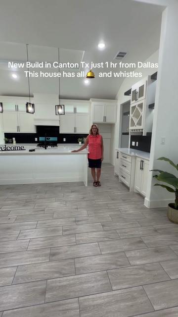 @Valerie_Bahm_Realtor