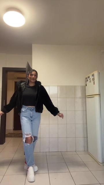 @♥️𝓥𝓪𝓵𝓮𝓷𝓽𝓲𝓷𝓪🖤