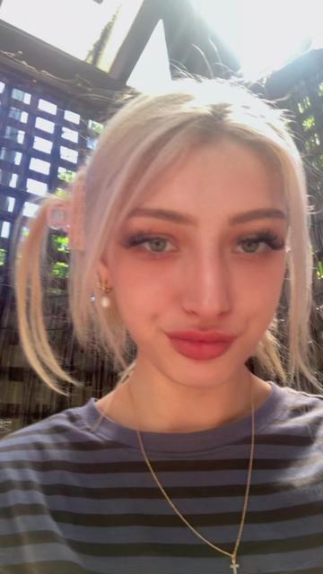 @Blondie ♡