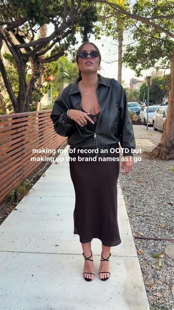 @ellienaone