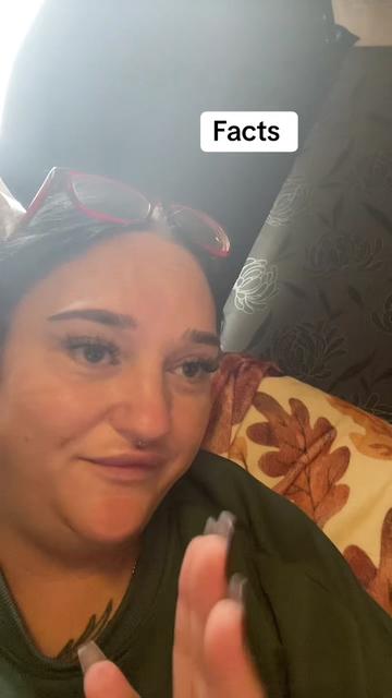 @charley giveaway queen 👸