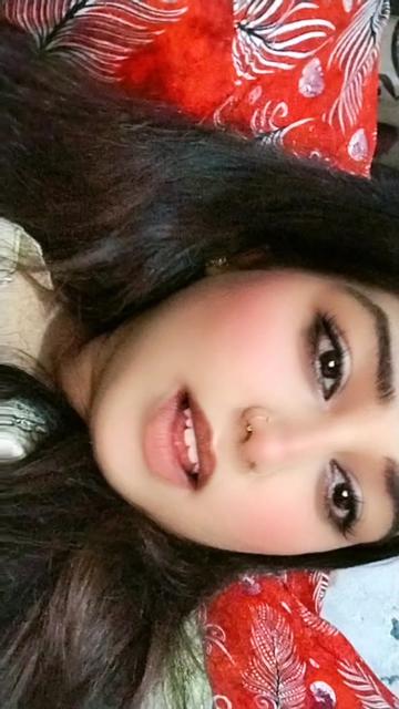 @Neha Live