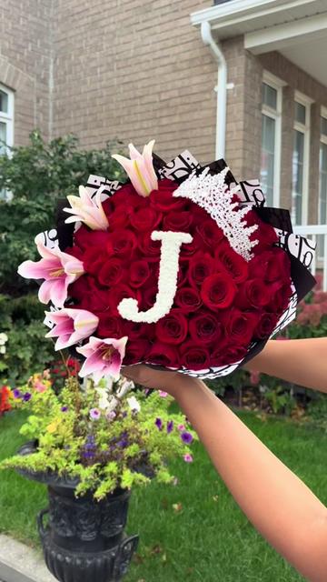 @RoyalK Flowers