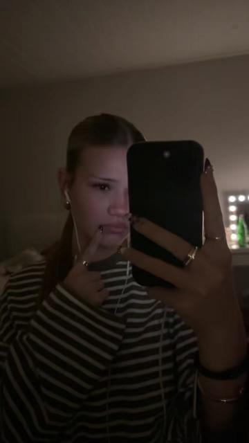 @𝓶𝓲𝓪𝓾