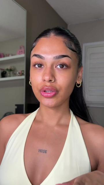 @Divya 🫧