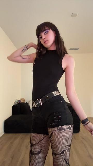 @Love_Graves__