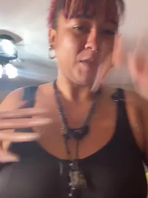 @QueenRosita