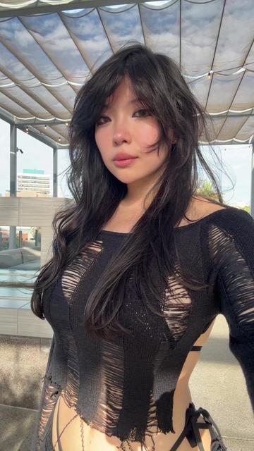 @anika