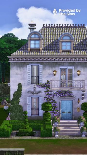 @Sarah Simmer | Sims 4 Creator