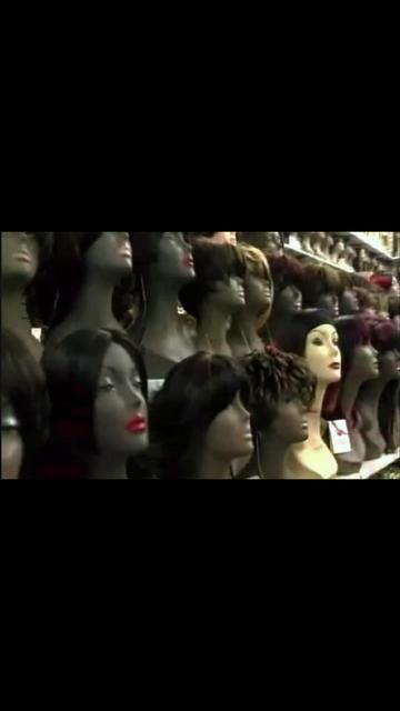 @Alaïa
