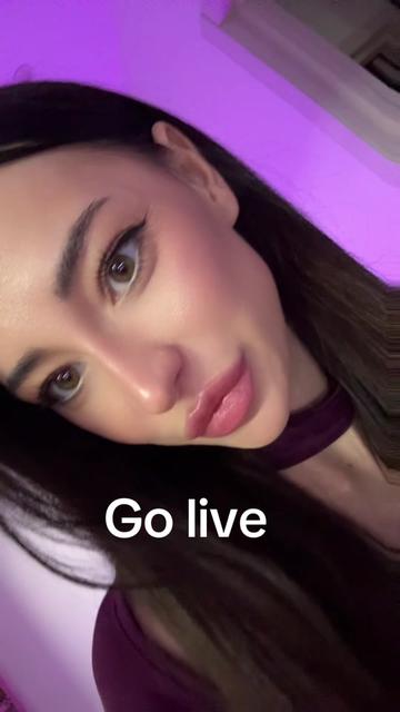 @Arina💕