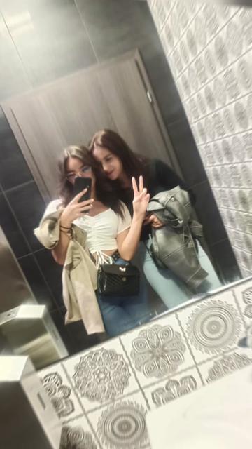 @Iza_bella98