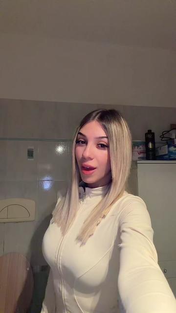 @Denisa🩵🦋