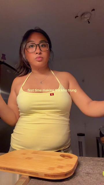 @JULIA QUYNH
