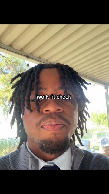 @moyoezzy