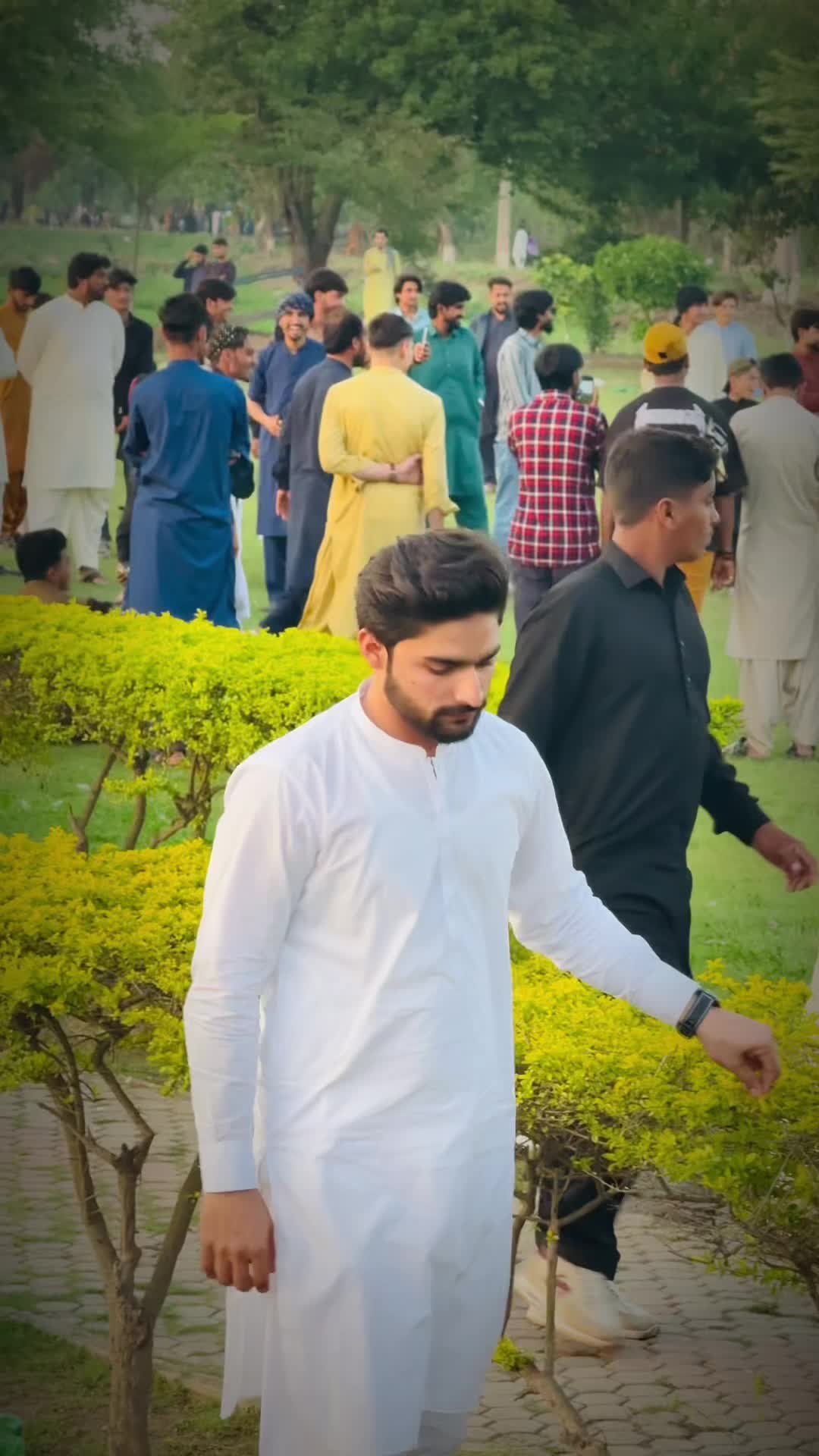@waqar🖤