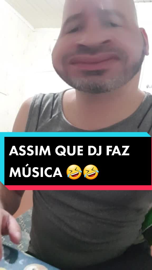 @Brenda Lyma Cantora