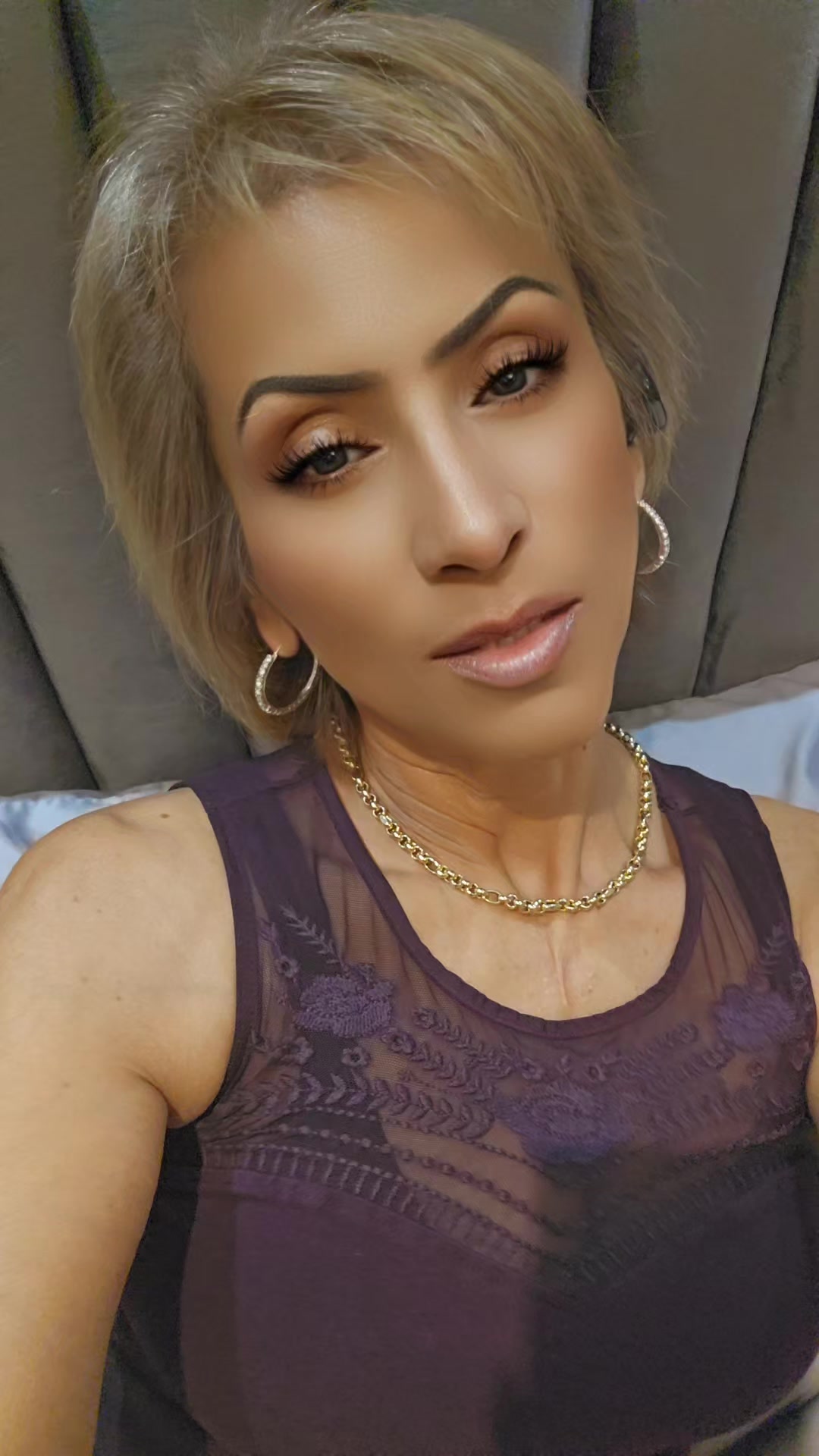 @Dee