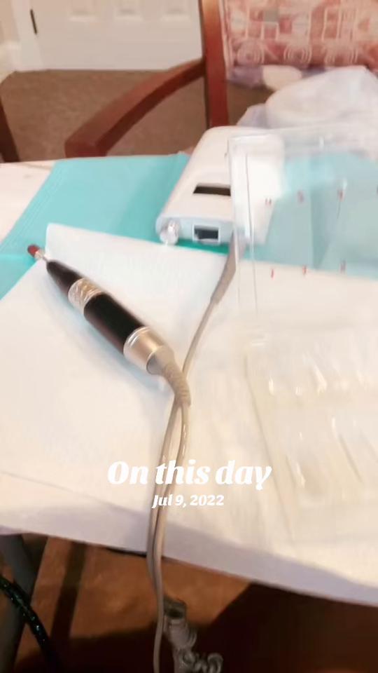 @PrettyPlushNails
