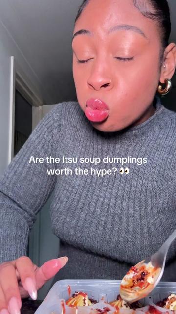 @Nia Raine