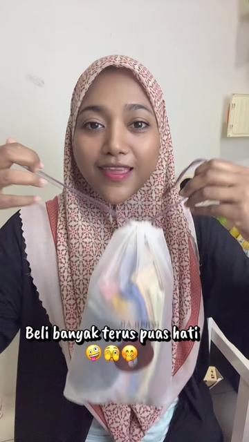 @AyeSha 🍉