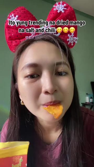 @Joyce R. (Timmys_Closet)