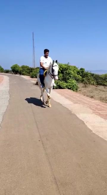 @Kaushik (Kp)