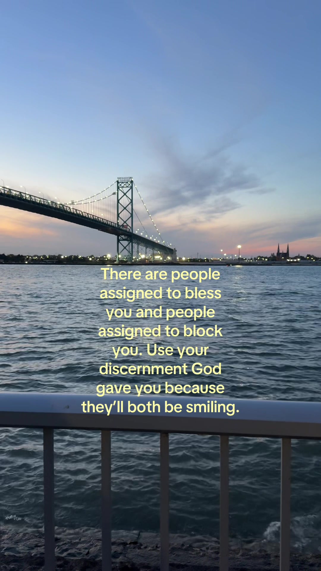 @ℒ ᥫ᭡