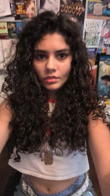 @🕸️Meera🕸️