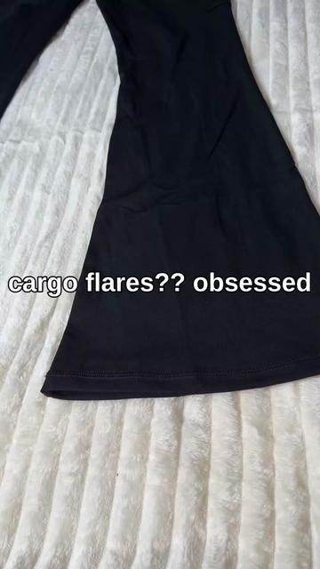 @glowupessentialsss