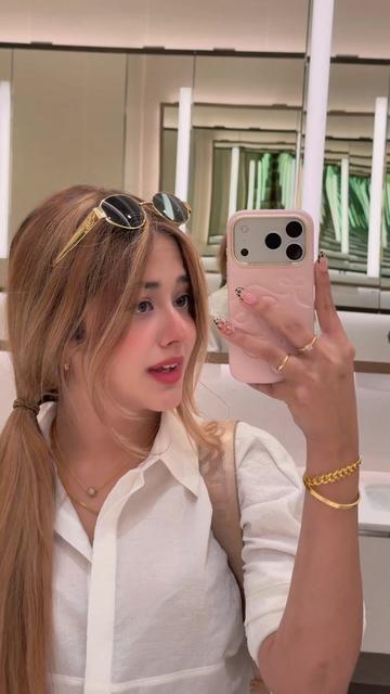 @davina