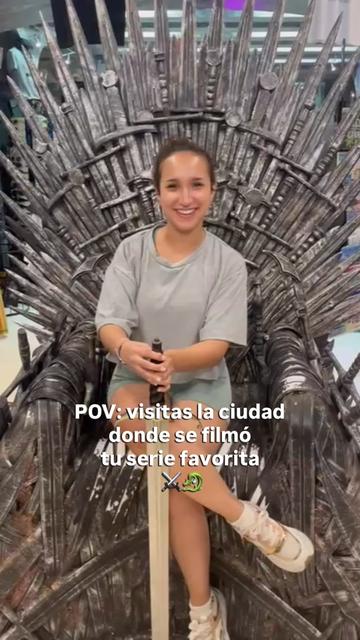 @Cami | Travel & Work