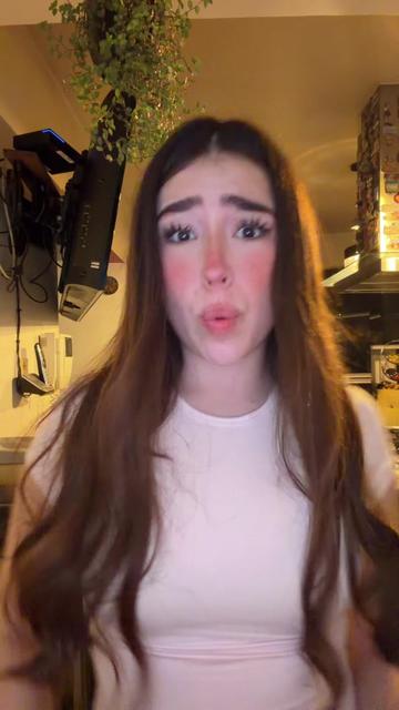 @kamihickman_