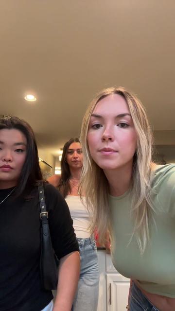 @julialov