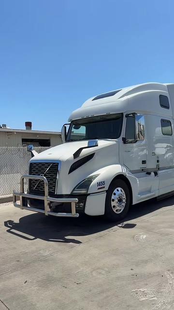 @Semitrucksforsale