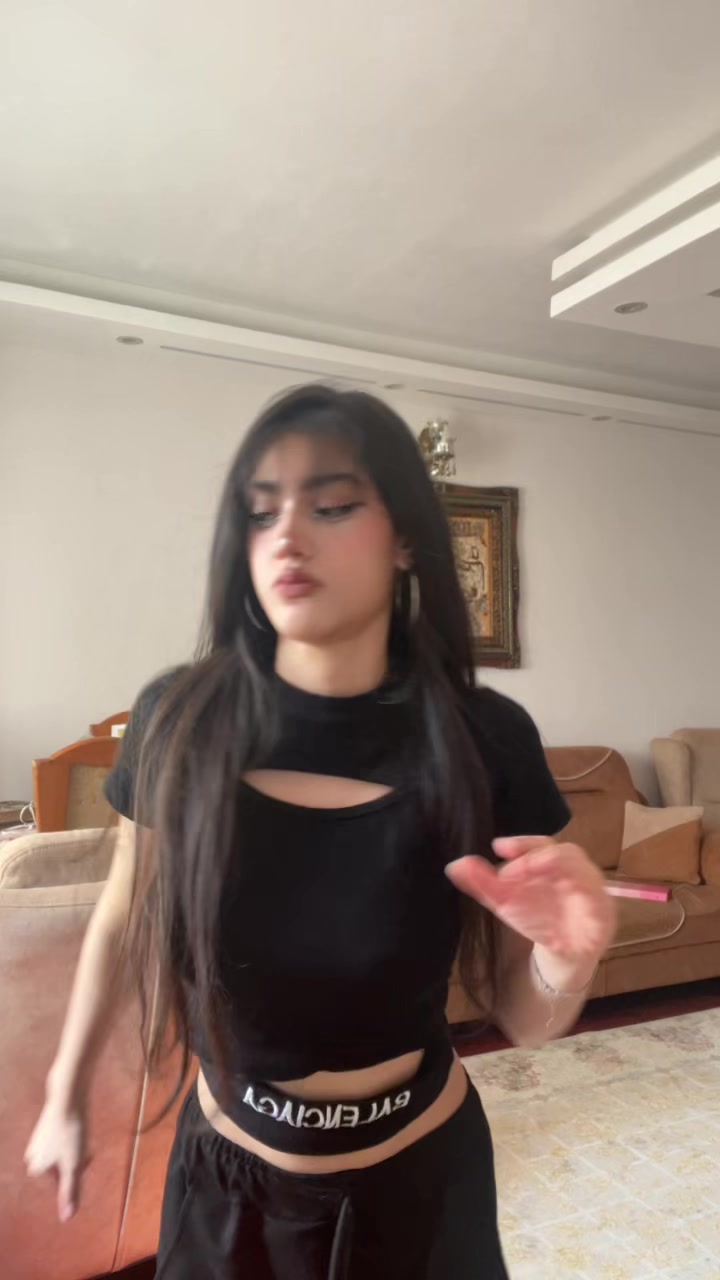 @Elina