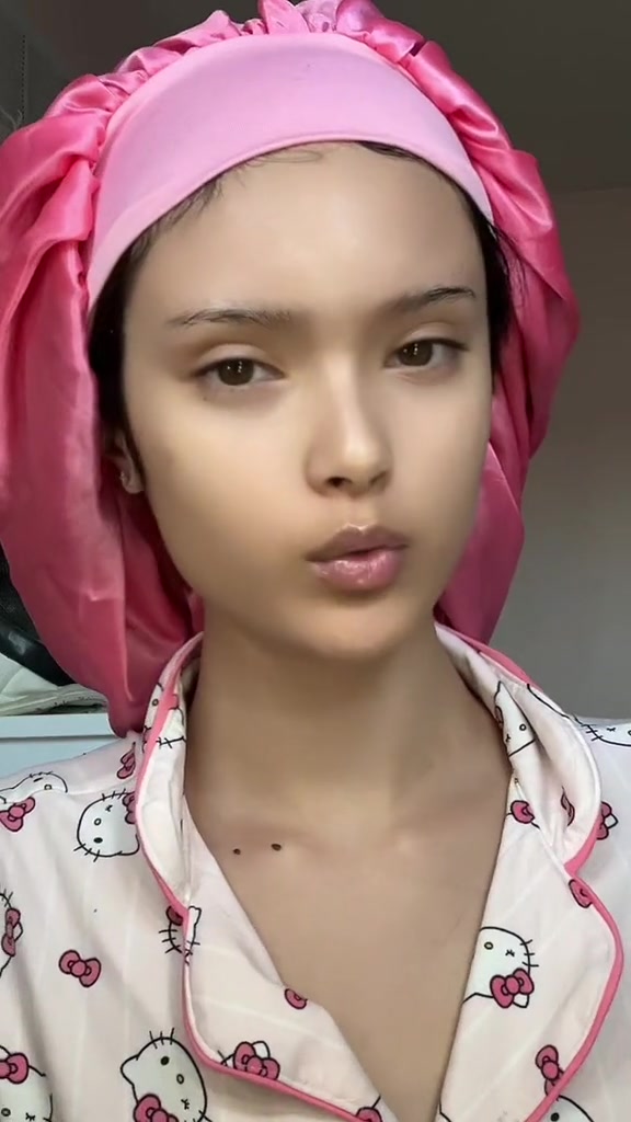 @glow12700