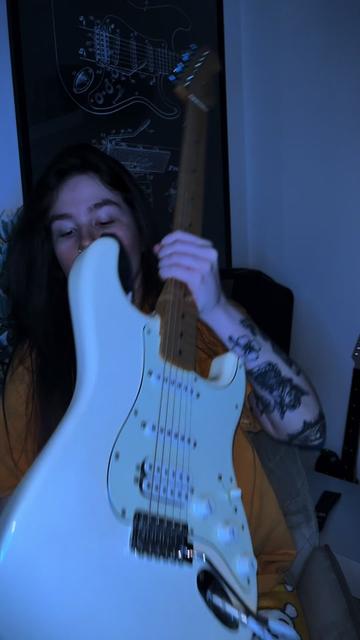 @megstaz